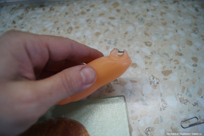 Третья выписка января. Лечение советской куклы: пайка крепления руки, новые реснички, допрошивка волос. Ремонт шеи винтажной