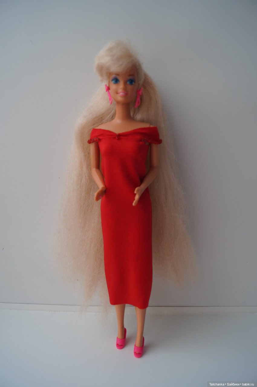 Третья выписка января. Лечение советской куклы: пайка крепления руки, новые реснички, допрошивка волос. Ремонт шеи винтажной