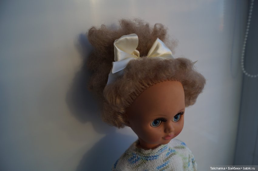 Третья выписка января. Лечение советской куклы: пайка крепления руки, новые реснички, допрошивка волос. Ремонт шеи винтажной