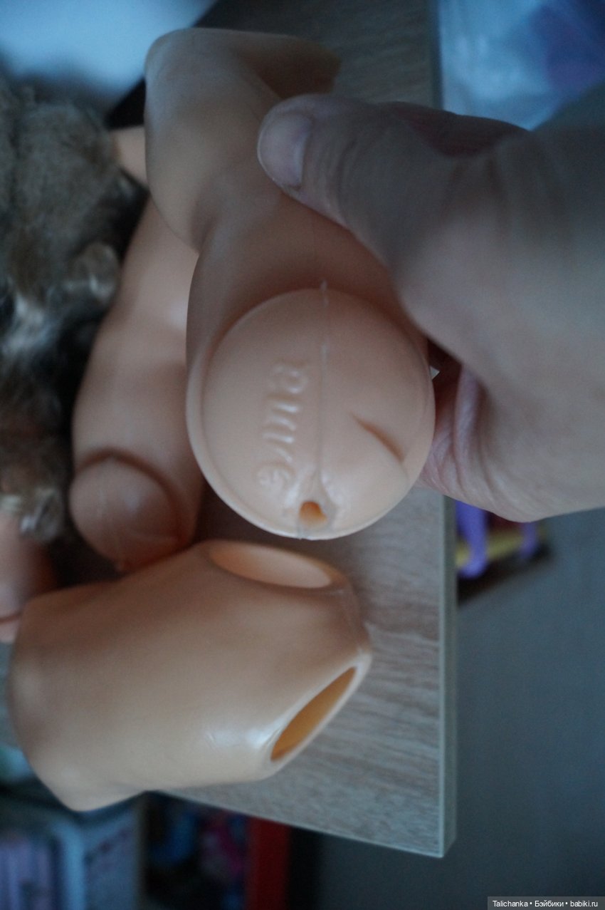 Третья выписка января. Лечение советской куклы: пайка крепления руки, новые реснички, допрошивка волос. Ремонт шеи винтажной