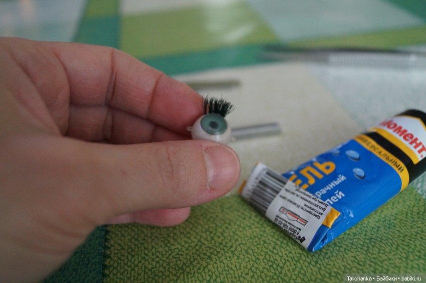 Четвёртая выписка января. Как поставить донорские реснички ГДРочке, как спаять разбитое тело, ножку. Полная прошивка,