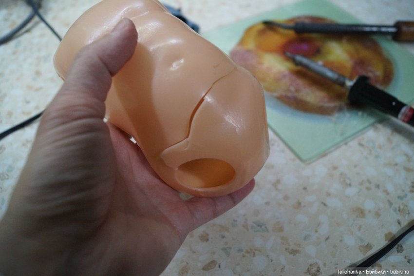 Четвёртая выписка января. Как поставить донорские реснички ГДРочке, как спаять разбитое тело, ножку. Полная прошивка,