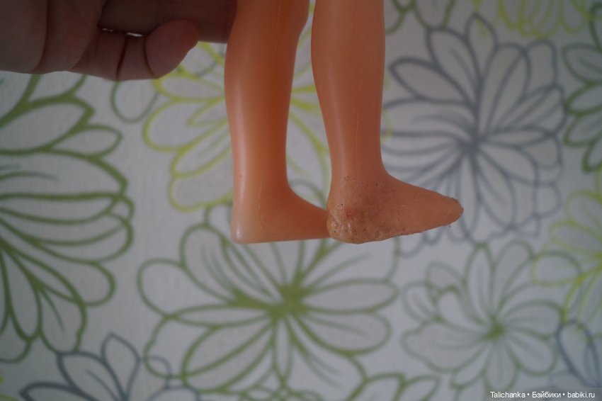 Третья выписка февраля. Паяю пяточку, которую сгрыз зверёк. Восстанавливаю волосы. Пеппи Длинныйчулок выздоровела