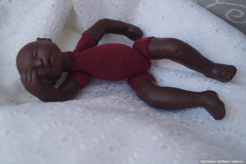 Выкройка тела для малыша из запекаемой пластики (фото 7)