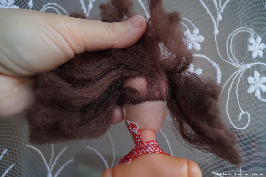 Третья выписка февраля. Паяю пяточку, которую сгрыз зверёк. Восстанавливаю волосы. Пеппи Длинныйчулок выздоровела