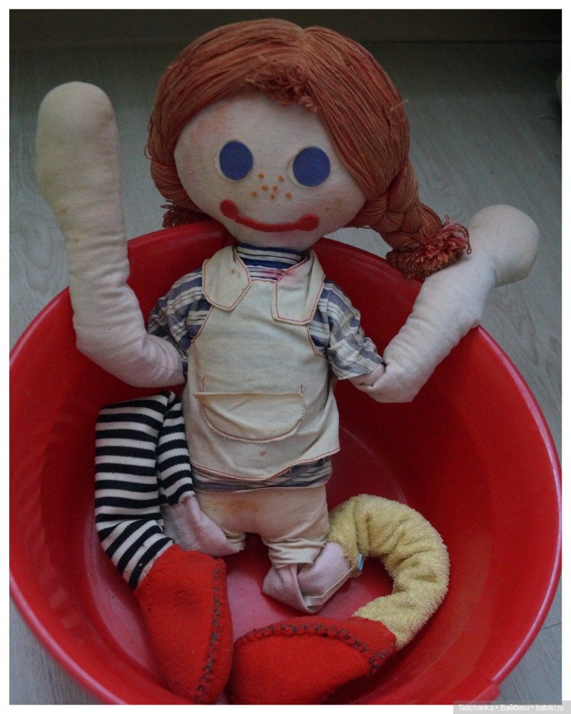 Третья выписка февраля. Паяю пяточку, которую сгрыз зверёк. Восстанавливаю волосы. Пеппи Длинныйчулок выздоровела