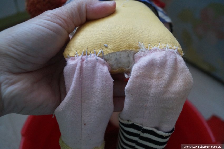 Третья выписка февраля. Паяю пяточку, которую сгрыз зверёк. Восстанавливаю волосы. Пеппи Длинныйчулок выздоровела