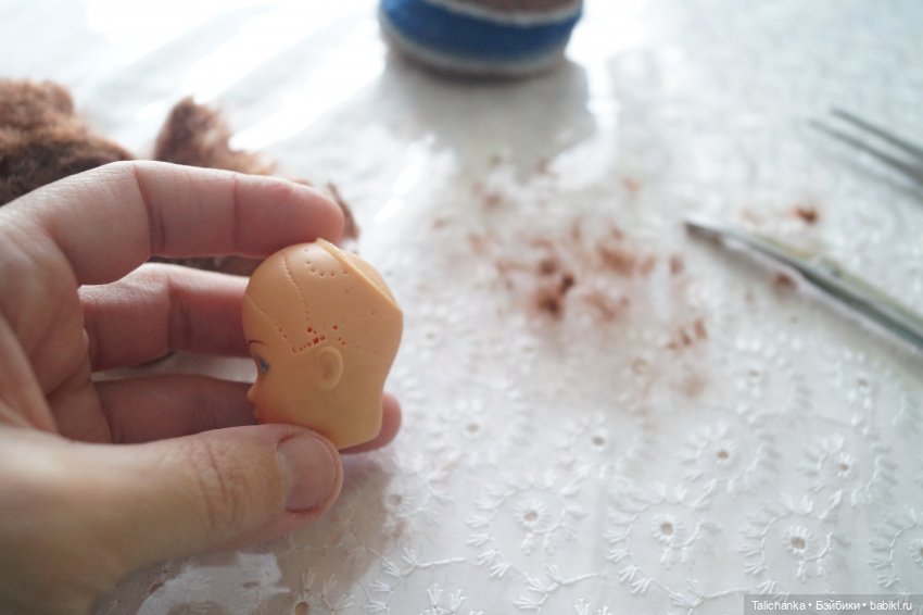 Третья выписка февраля. Паяю пяточку, которую сгрыз зверёк. Восстанавливаю волосы. Пеппи Длинныйчулок выздоровела