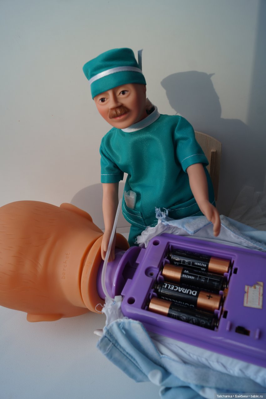 Четвёртая выписка февраля. Чисто мужская выписка. Как закрепить голову, которая заваливается на бок. Нейрохирург снова в