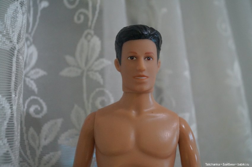 Четвёртая выписка февраля. Чисто мужская выписка. Как закрепить голову, которая заваливается на бок. Нейрохирург снова в