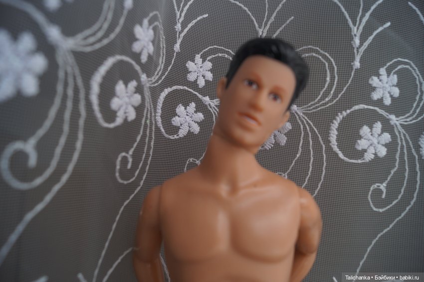 Четвёртая выписка февраля. Чисто мужская выписка. Как закрепить голову, которая заваливается на бок. Нейрохирург снова в