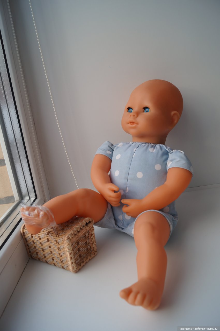 Четвёртая выписка февраля. Чисто мужская выписка. Как закрепить голову, которая заваливается на бок. Нейрохирург снова в