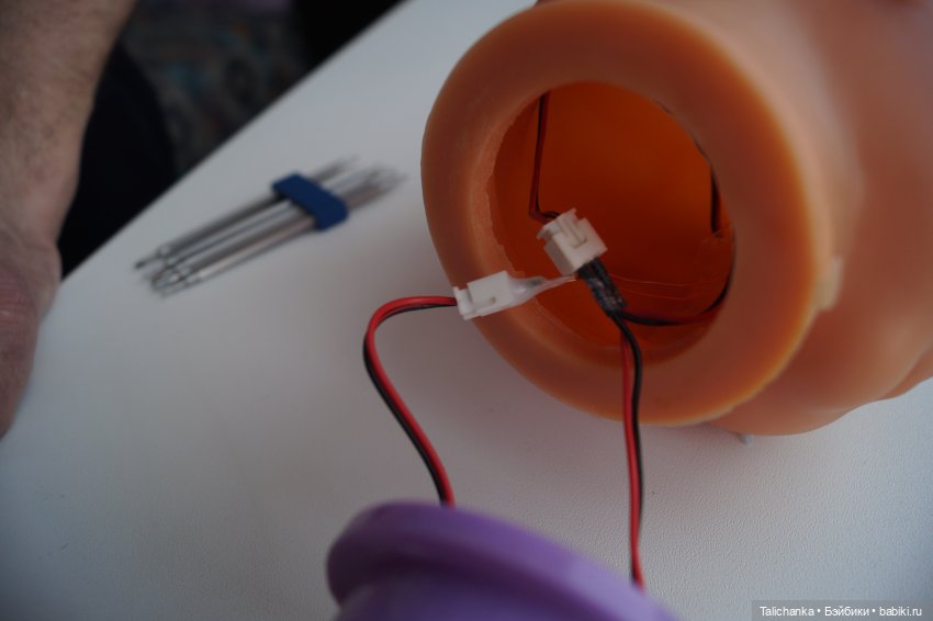 Четвёртая выписка февраля. Чисто мужская выписка. Как закрепить голову, которая заваливается на бок. Нейрохирург снова в