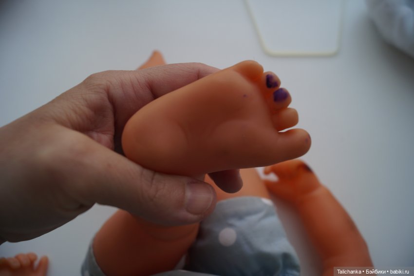 Четвёртая выписка февраля. Чисто мужская выписка. Как закрепить голову, которая заваливается на бок. Нейрохирург снова в