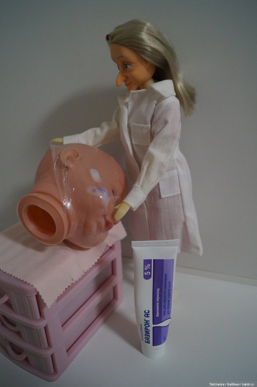 Первая выписка марта. Малышей отмыли и нарядили. Восстановление причёсок милым девушкам