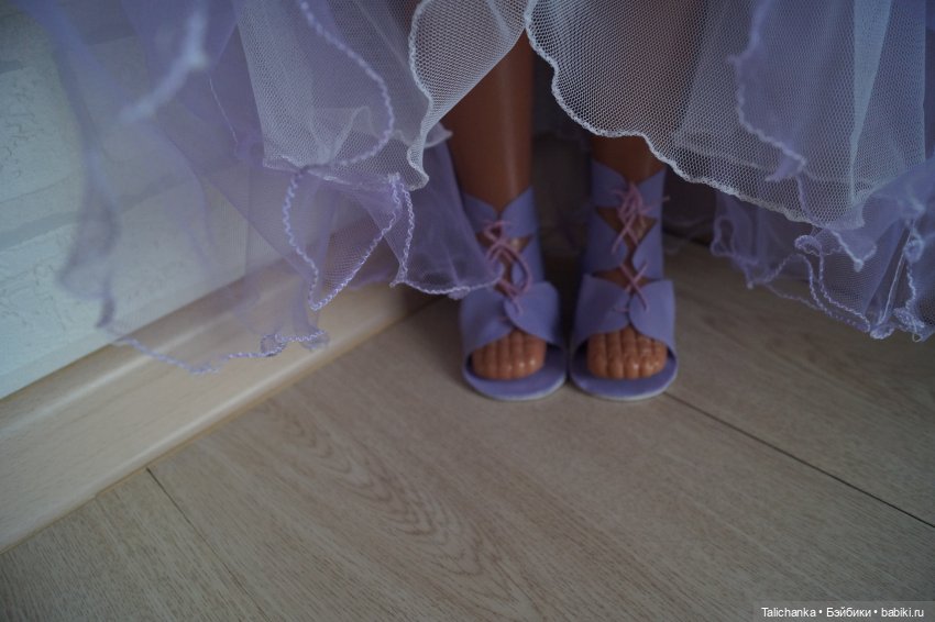 Первая выписка марта. Малышей отмыли и нарядили. Восстановление причёсок милым девушкам