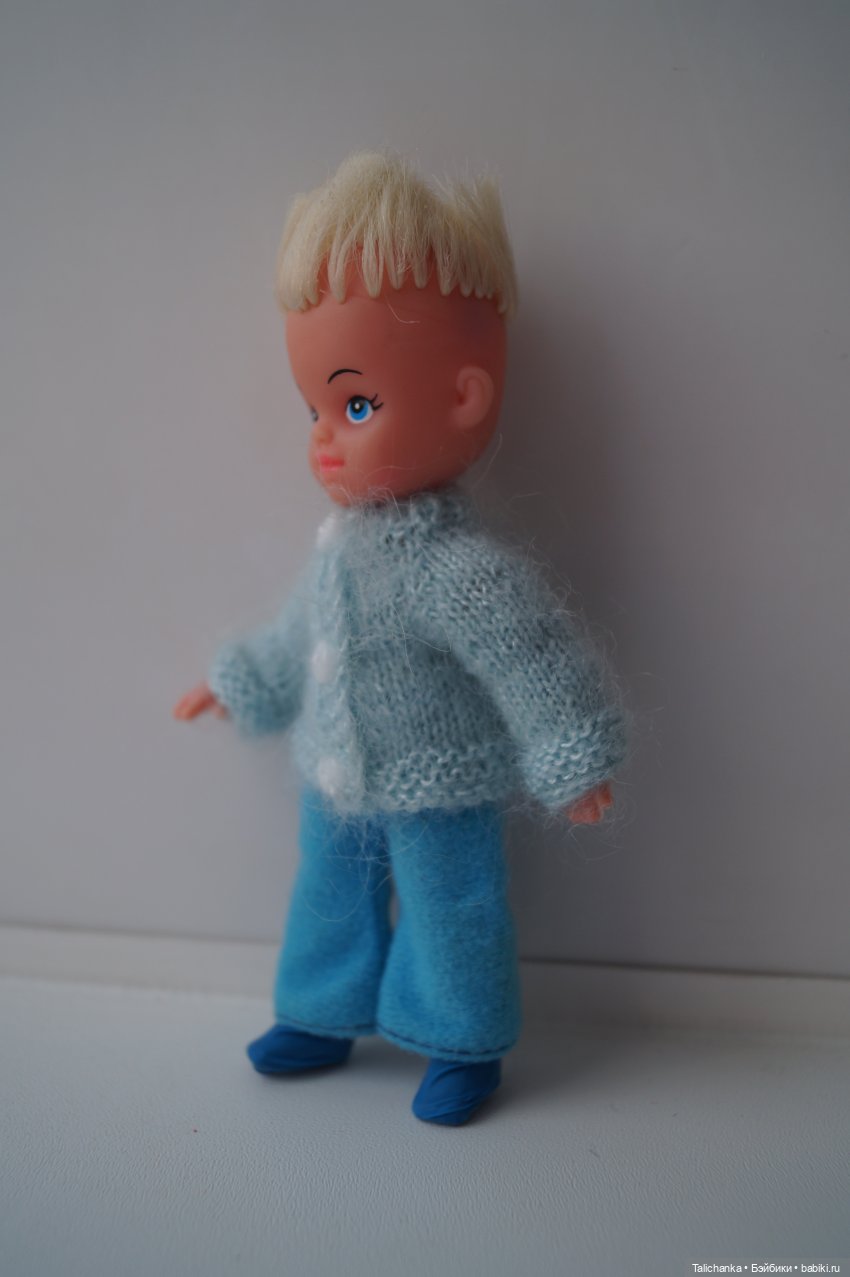 Первая выписка марта. Малышей отмыли и нарядили. Восстановление причёсок милым девушкам