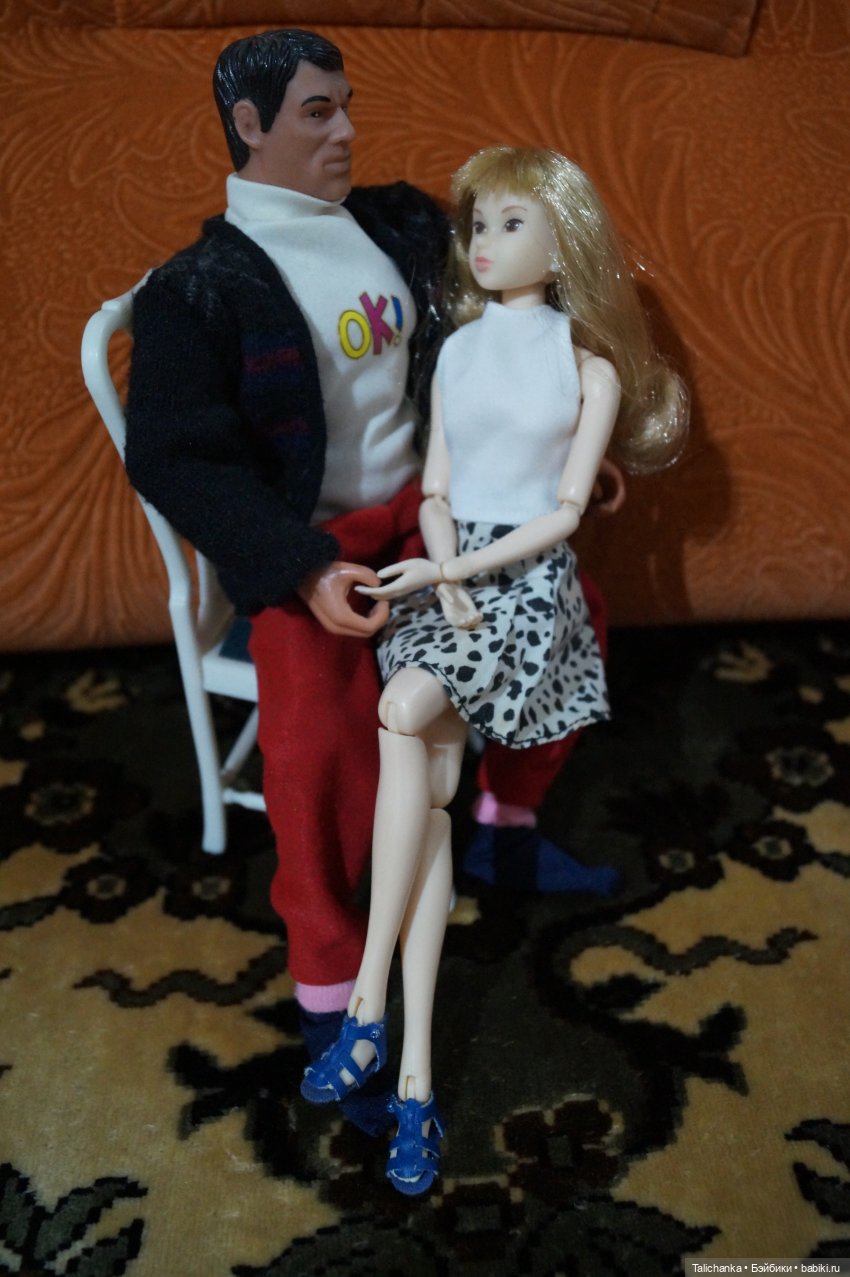 Вторая выписка марта. Замена порванного мягкого тела. Как починить коляску, если потерялась ручка. Британский гвардеец