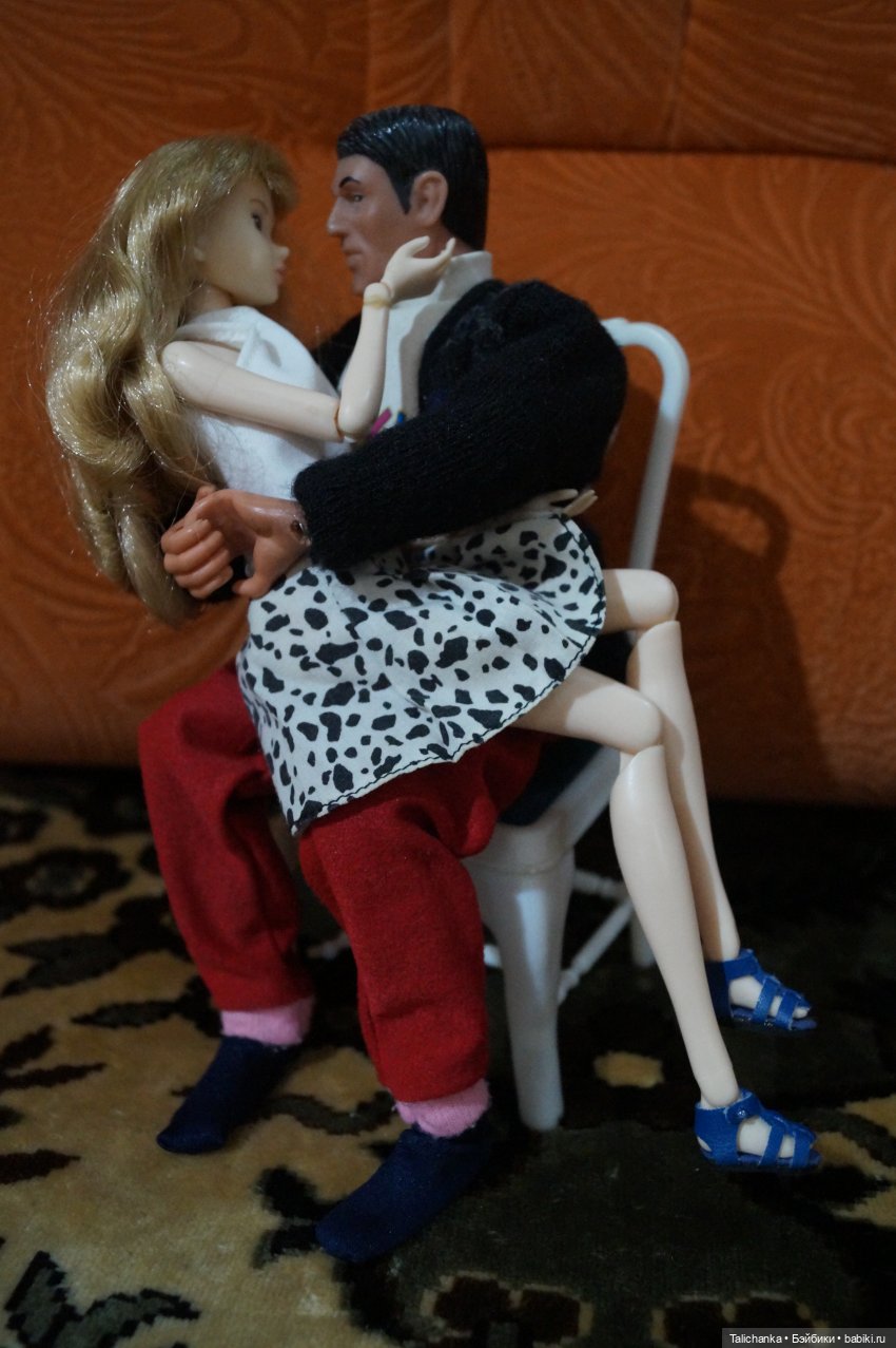 Вторая выписка марта. Замена порванного мягкого тела. Как починить коляску, если потерялась ручка. Британский гвардеец