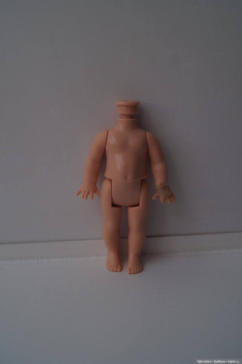 Третья выписка марта. Допрошиваю подстриженного испанчика. Гуашь или акварель - что лучше окрасит выгоревший пластик.