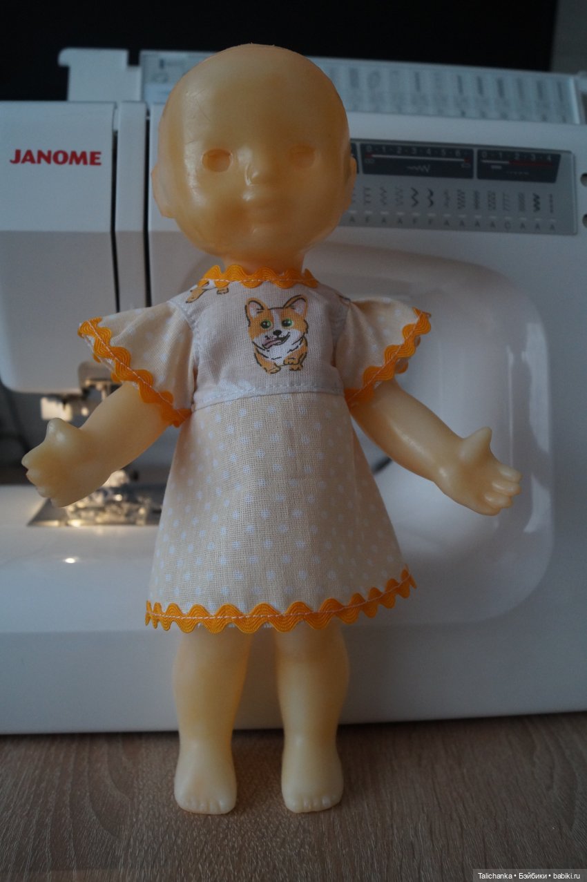 Третья выписка марта. Допрошиваю подстриженного испанчика. Гуашь или акварель - что лучше окрасит выгоревший пластик.