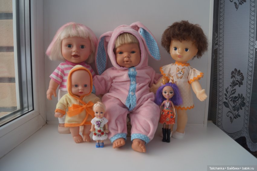 Третья выписка марта. Допрошиваю подстриженного испанчика. Гуашь или акварель - что лучше окрасит выгоревший пластик.