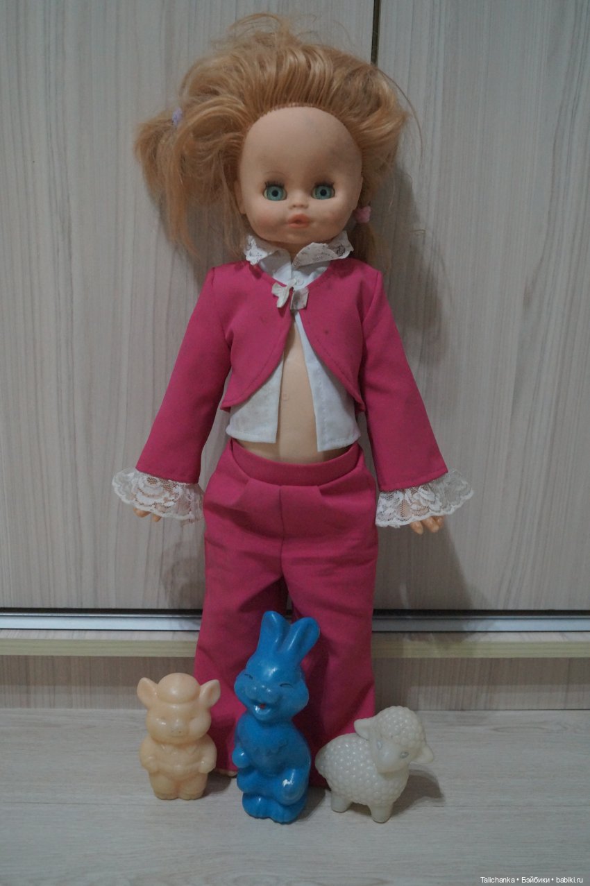 Четвёртая выписка марта. Вылечилась коровка, Алиса снова красавица, паяем поросёнка, красим глазки, наводим красоту