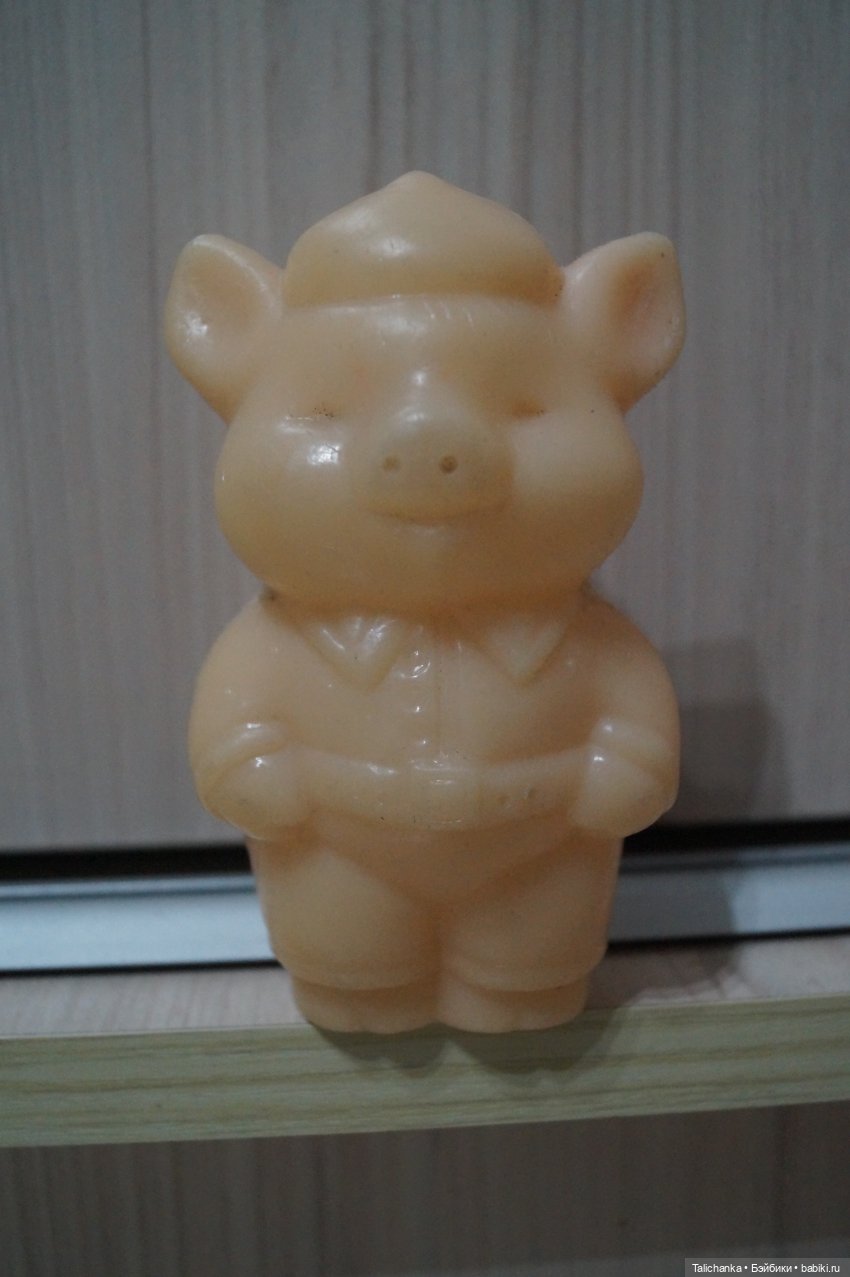 Четвёртая выписка марта. Вылечилась коровка, Алиса снова красавица, паяем поросёнка, красим глазки, наводим красоту