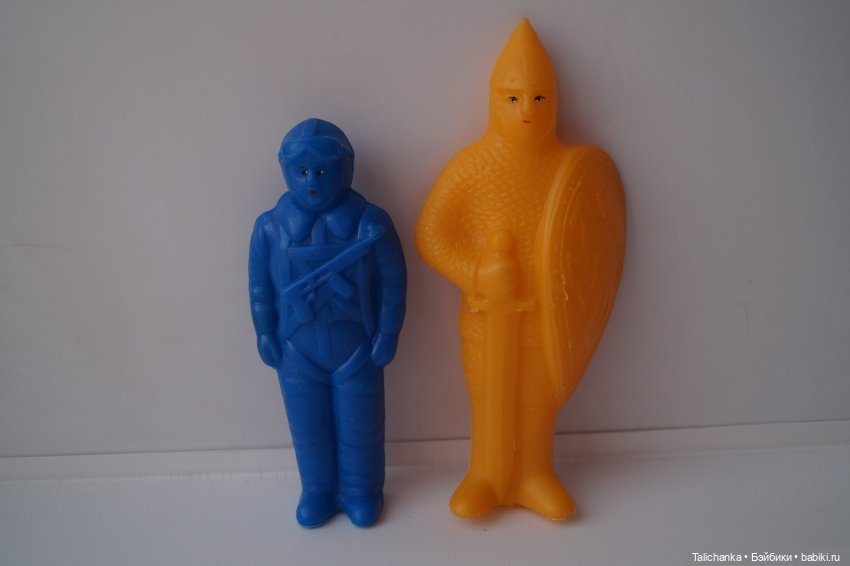 Четвёртая выписка марта. Вылечилась коровка, Алиса снова красавица, паяем поросёнка, красим глазки, наводим красоту