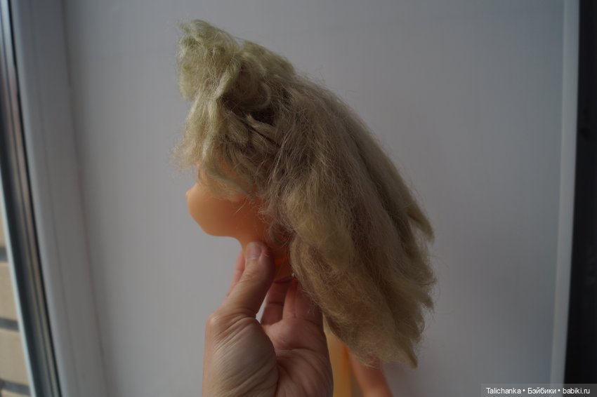 Первоапрельская выписка. Паяем сильно погрызенные ножки. Ставим донорские глазки. Возвращаем волосам былую красоту. Шьём