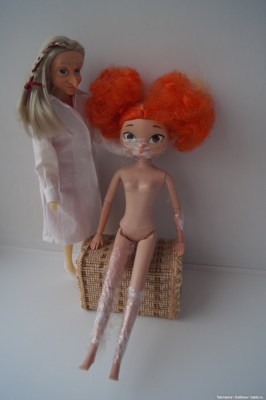 Первоапрельская выписка. Паяем сильно погрызенные ножки. Ставим донорские глазки. Возвращаем волосам былую красоту. Шьём