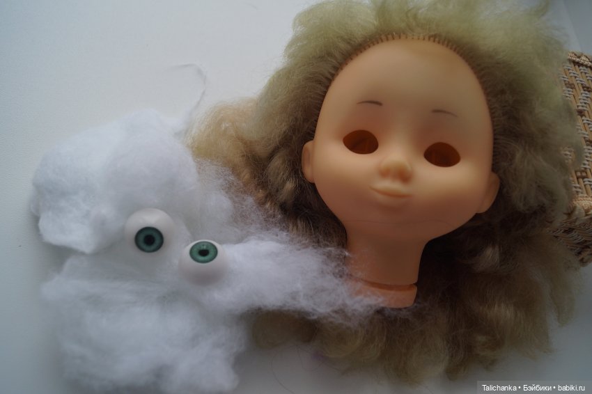 Первоапрельская выписка. Паяем сильно погрызенные ножки. Ставим донорские глазки. Возвращаем волосам былую красоту. Шьём