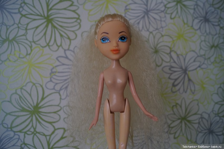 Третья выписка апреля. Лечим мягкие игрушки. Мальвина подкрасилась, Эйвери прошита заново, Насте восстановили локоны