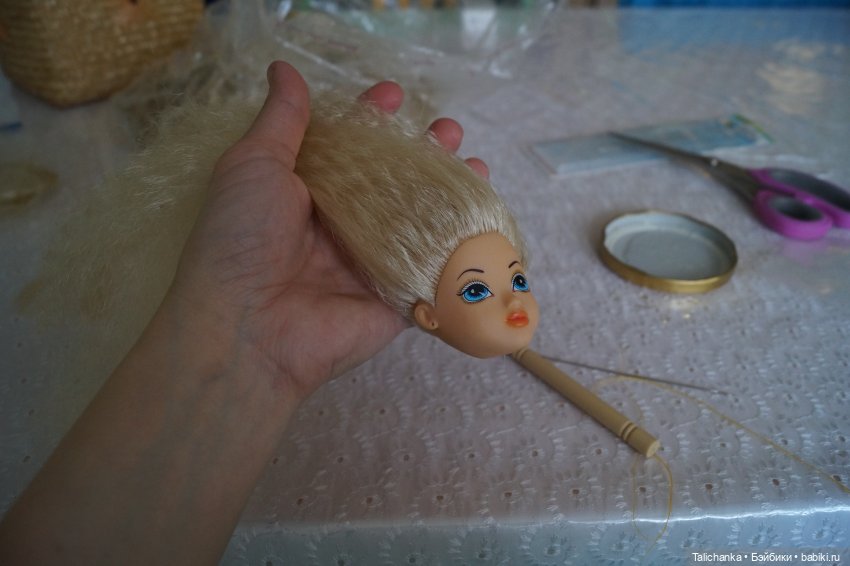 Третья выписка апреля. Лечим мягкие игрушки. Мальвина подкрасилась, Эйвери прошита заново, Насте восстановили локоны