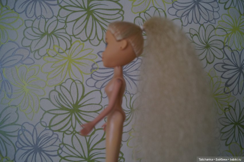 Третья выписка апреля. Лечим мягкие игрушки. Мальвина подкрасилась, Эйвери прошита заново, Насте восстановили локоны