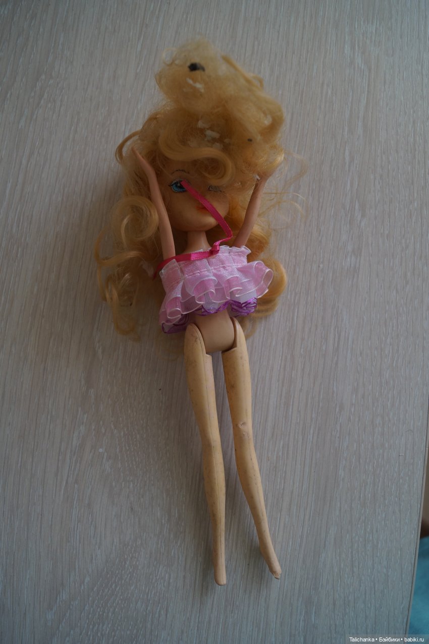 Третья выписка апреля. Лечим мягкие игрушки. Мальвина подкрасилась, Эйвери прошита заново, Насте восстановили локоны