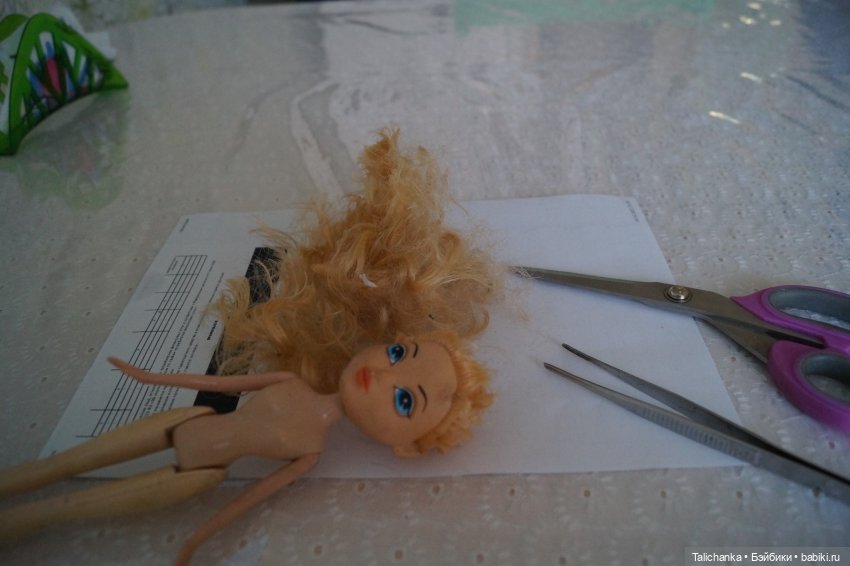 Третья выписка апреля. Лечим мягкие игрушки. Мальвина подкрасилась, Эйвери прошита заново, Насте восстановили локоны