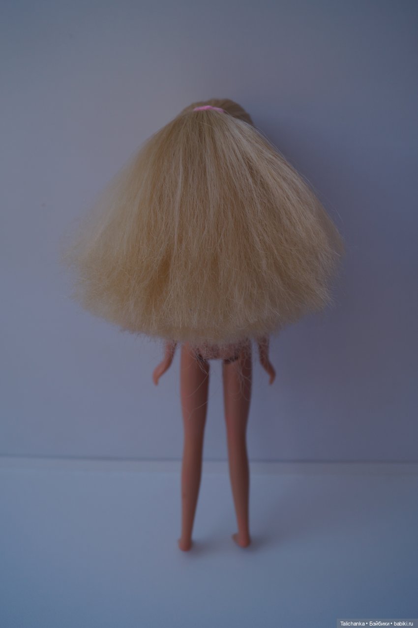 Четвёртая выписка апреля. Снова лечится мягкая игрушка. Доктор Плюшева обрела вторую косичку и наряд. Клей+сода лечит