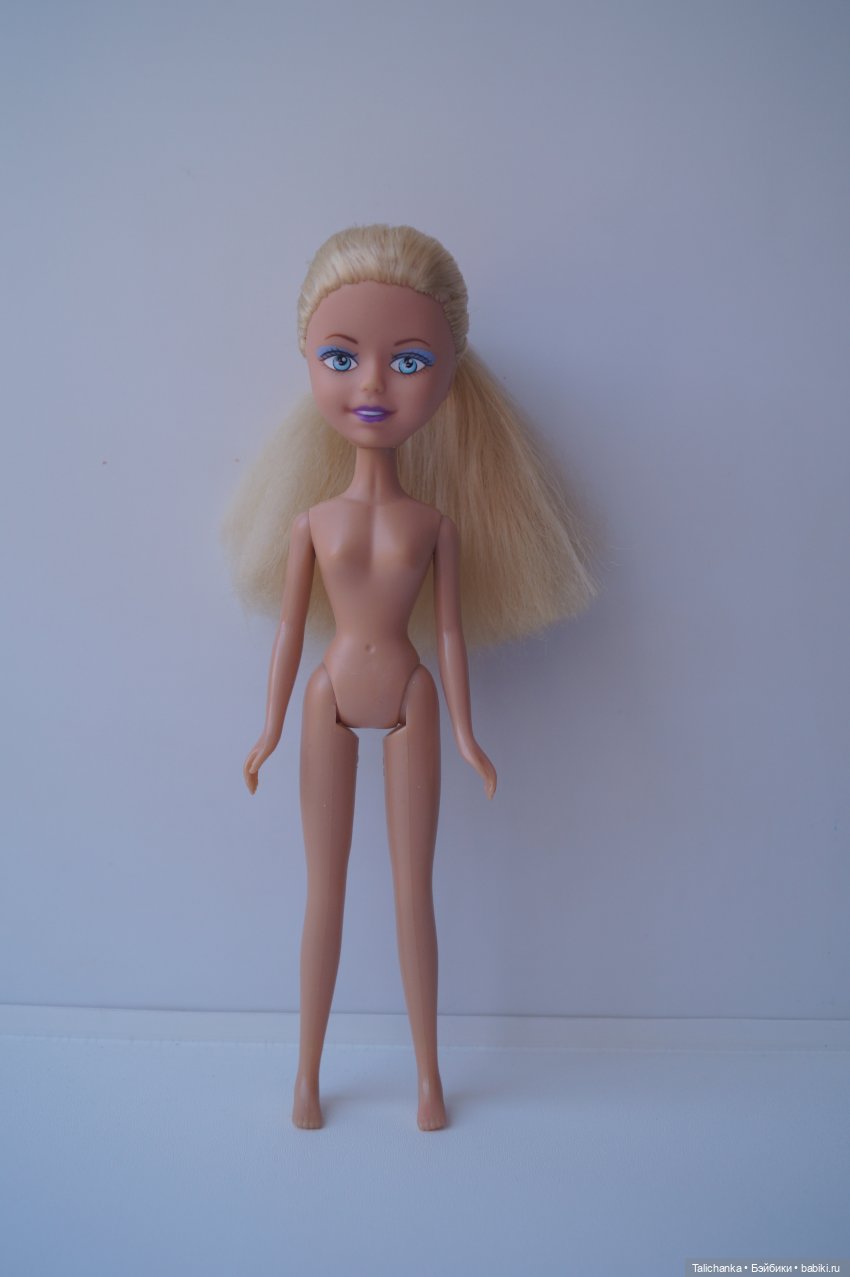 Четвёртая выписка апреля. Снова лечится мягкая игрушка. Доктор Плюшева обрела вторую косичку и наряд. Клей+сода лечит