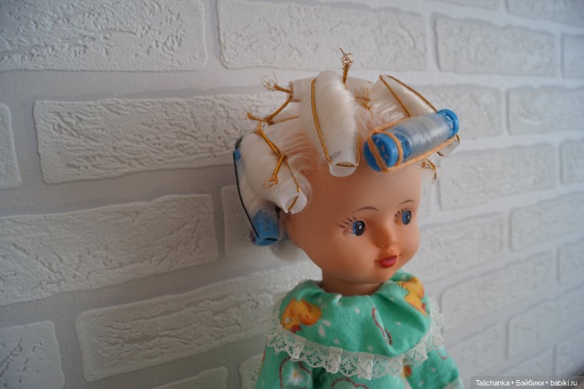 Пятая выписка апреля. Паяю Катю, наводим красоту девочкам: частичная допрошивка, шьём наряды. Сашеньке вернули зрение