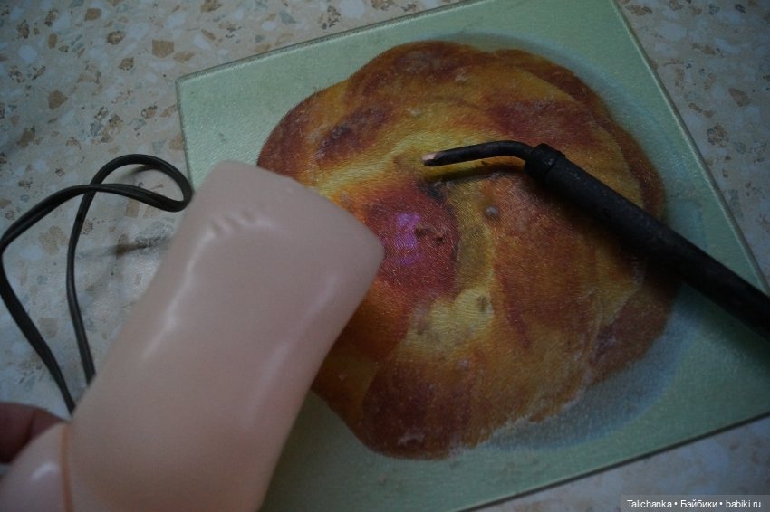 Пятая выписка апреля. Паяю Катю, наводим красоту девочкам: частичная допрошивка, шьём наряды. Сашеньке вернули зрение