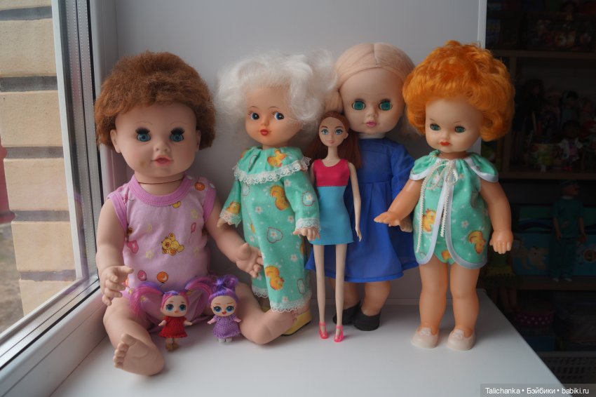 Пятая выписка апреля. Паяю Катю, наводим красоту девочкам: частичная допрошивка, шьём наряды. Сашеньке вернули зрение