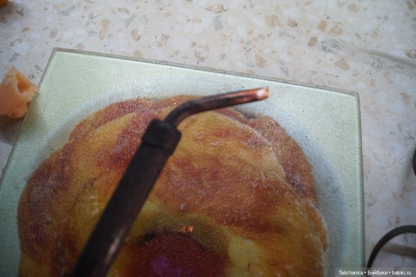 Первая майская выписка. Паяю пятки ранней Соне Вятка. Фарфорочка выздоровела. Частичная допрошивка. Базироновые маски.