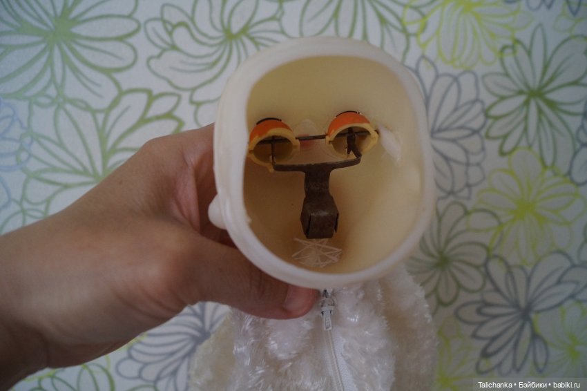 Вторая майская выписка. Как прошить кукольную голову, если винил очень твёрдый. Лечение перелома тазобедренных суставов.