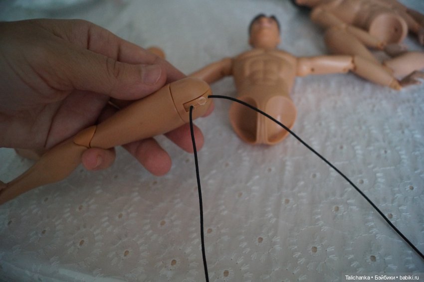 Вторая майская выписка. Как прошить кукольную голову, если винил очень твёрдый. Лечение перелома тазобедренных суставов.