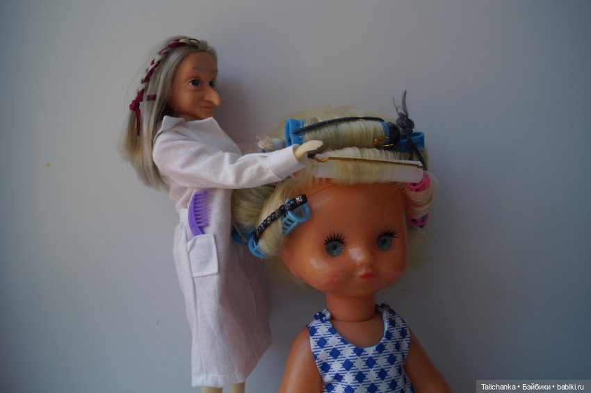 Третья выписка июня. Полная прошивка Оленьки. Паяем Шурочку. Как сделать реснички кукле СССР. Приводим в порядок волосы