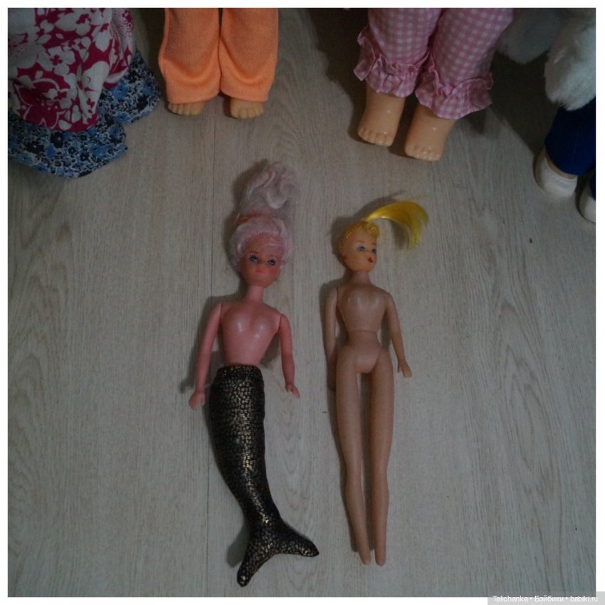 Два пакета с куклами и игрушками (фото 2)