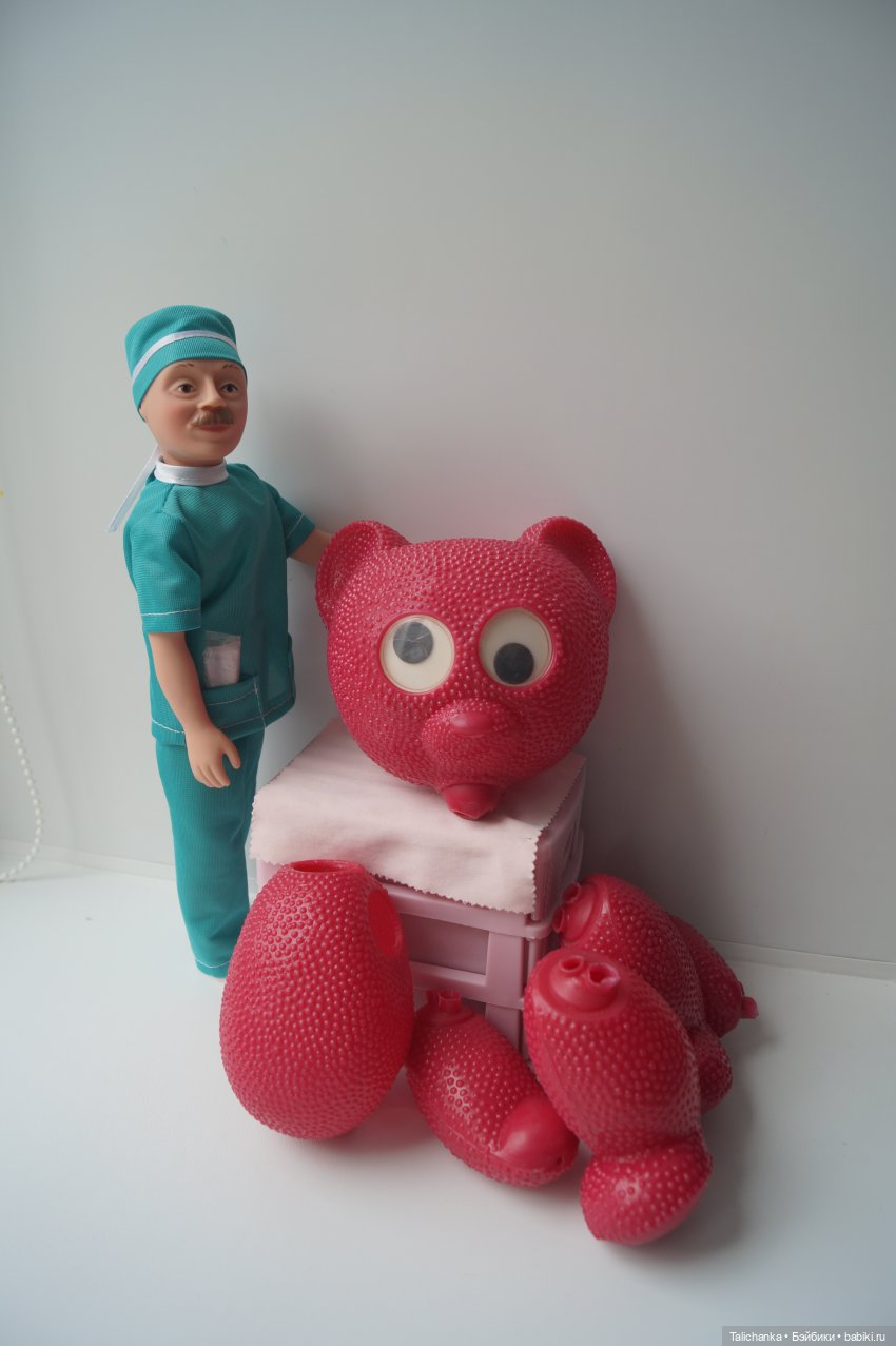 Четвёртая выписка июня. Паяем разбитое тело с утратами. Полная прошивка+завивка. Как починить шейный шарнир. Чем снять