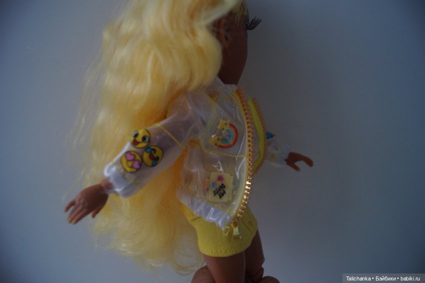 День рождения продолжается: Посылки от подруги