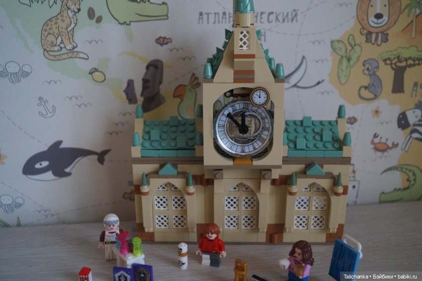 День рождения продолжается: Посылки от подруги